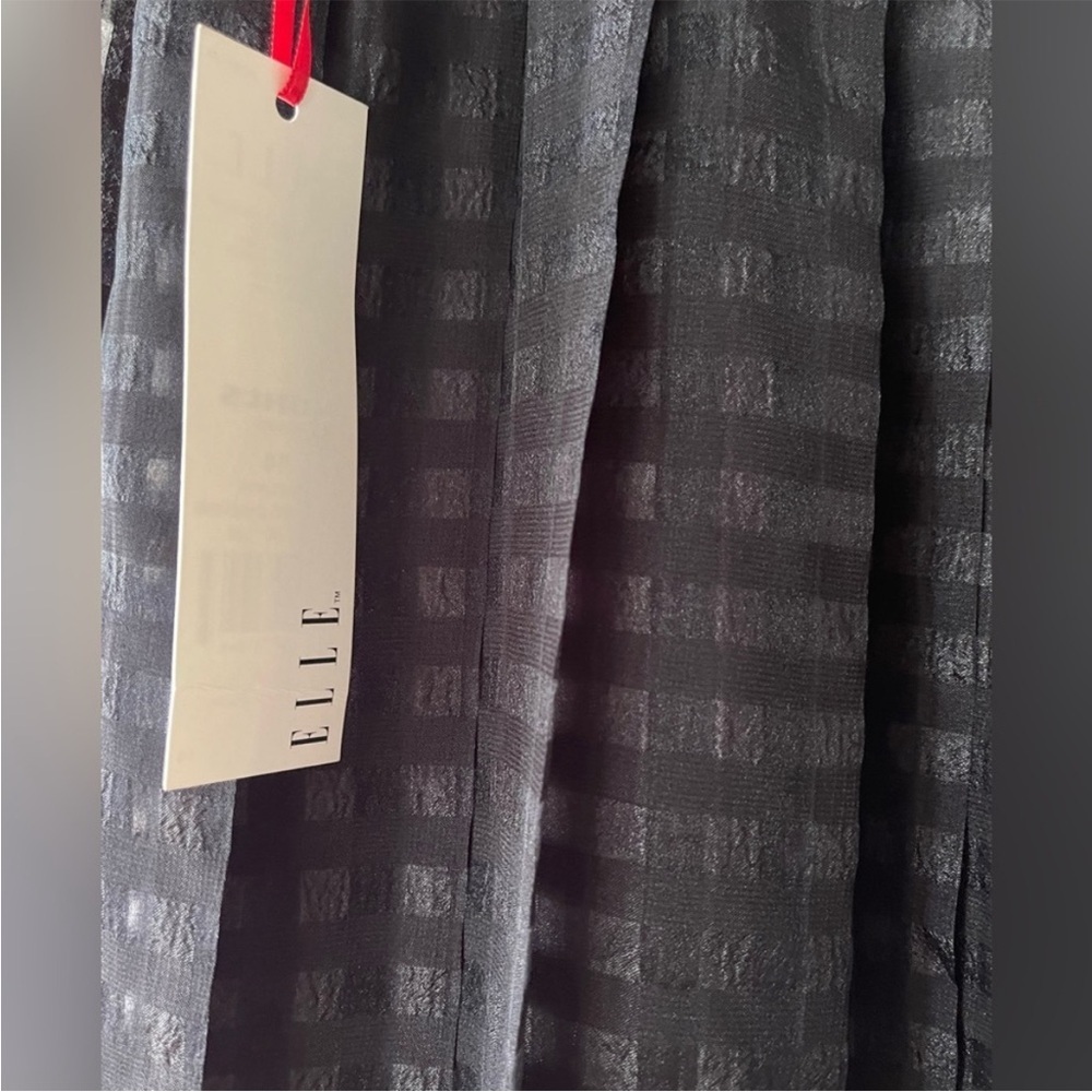 Elle black pleated windowpane skirt - Picture 5 of 5